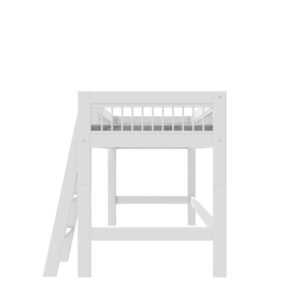 Halbhohes Bett mit Leiter – Breeze 128