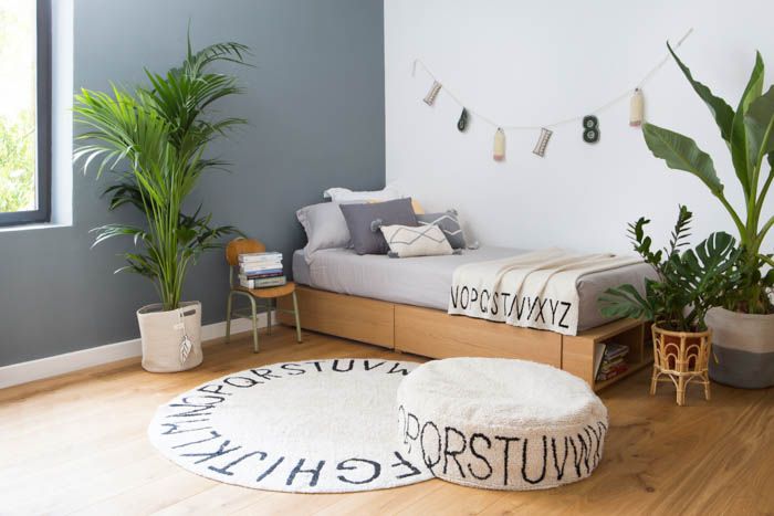 Lorena Canals: Sitzkissen ABC