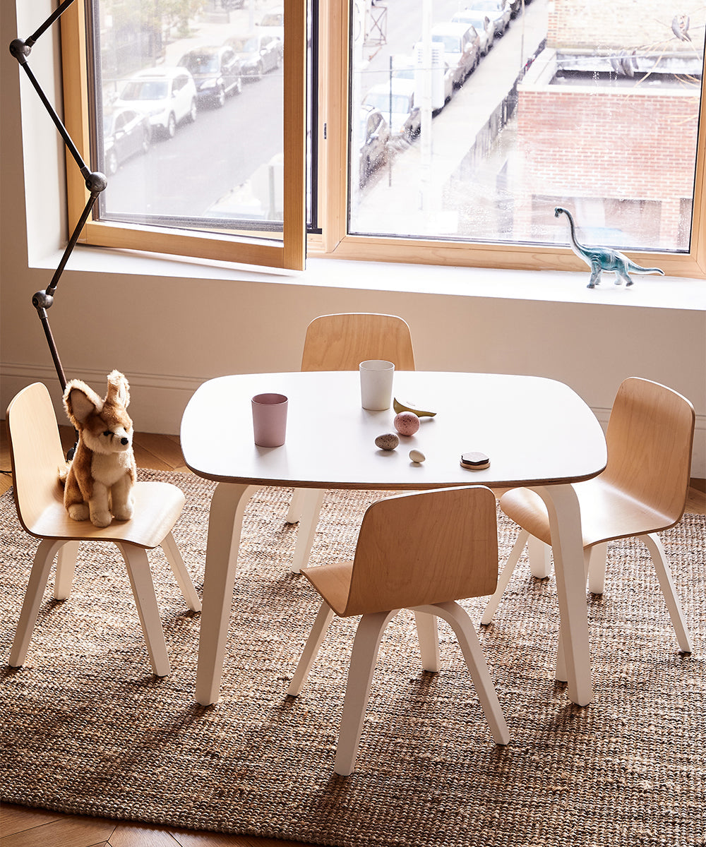 Oeuf NYC play table, white