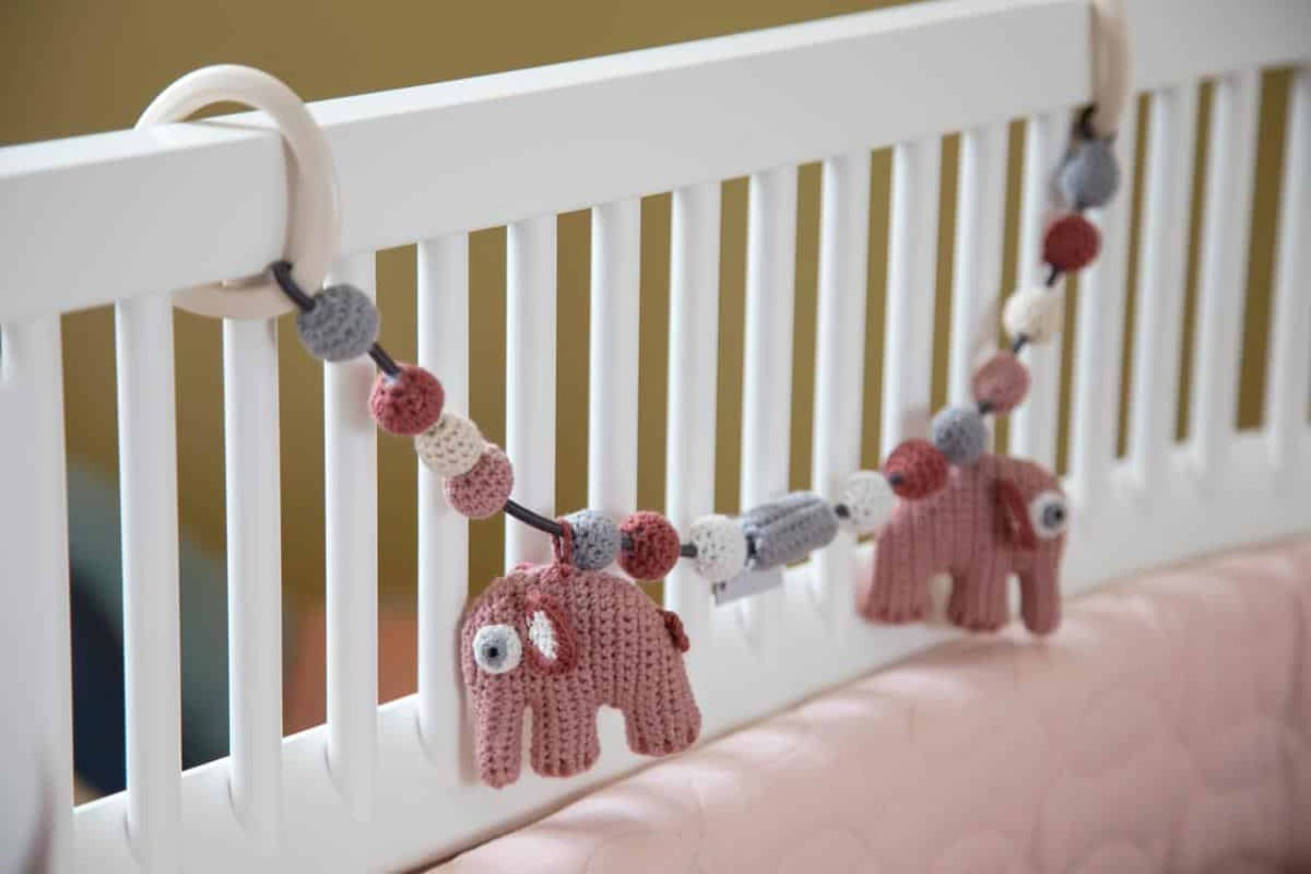 Sebra Häkel-Kinderwagenkette, Fanto der Elefant Blossom Pink