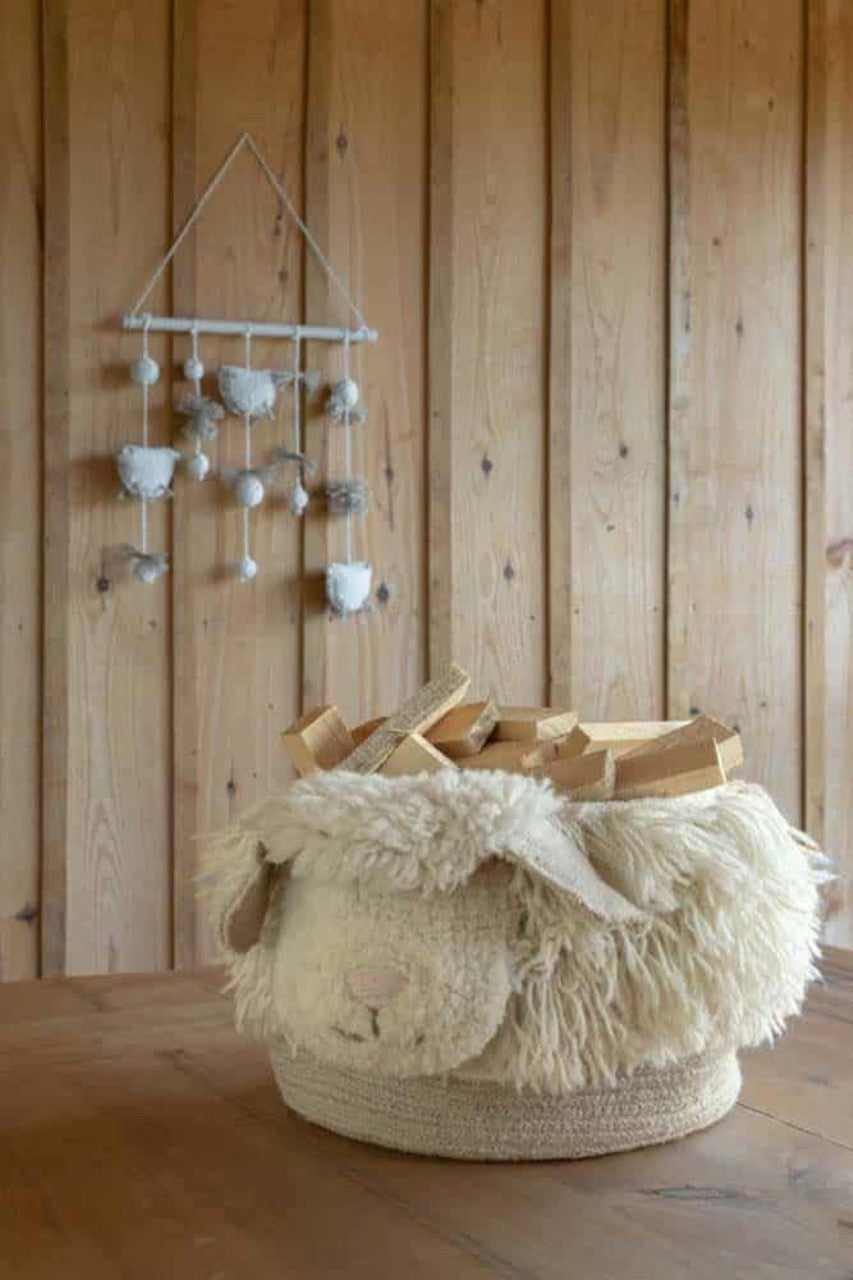 Lorena Canals basket Woolable Pink Nose Sheep