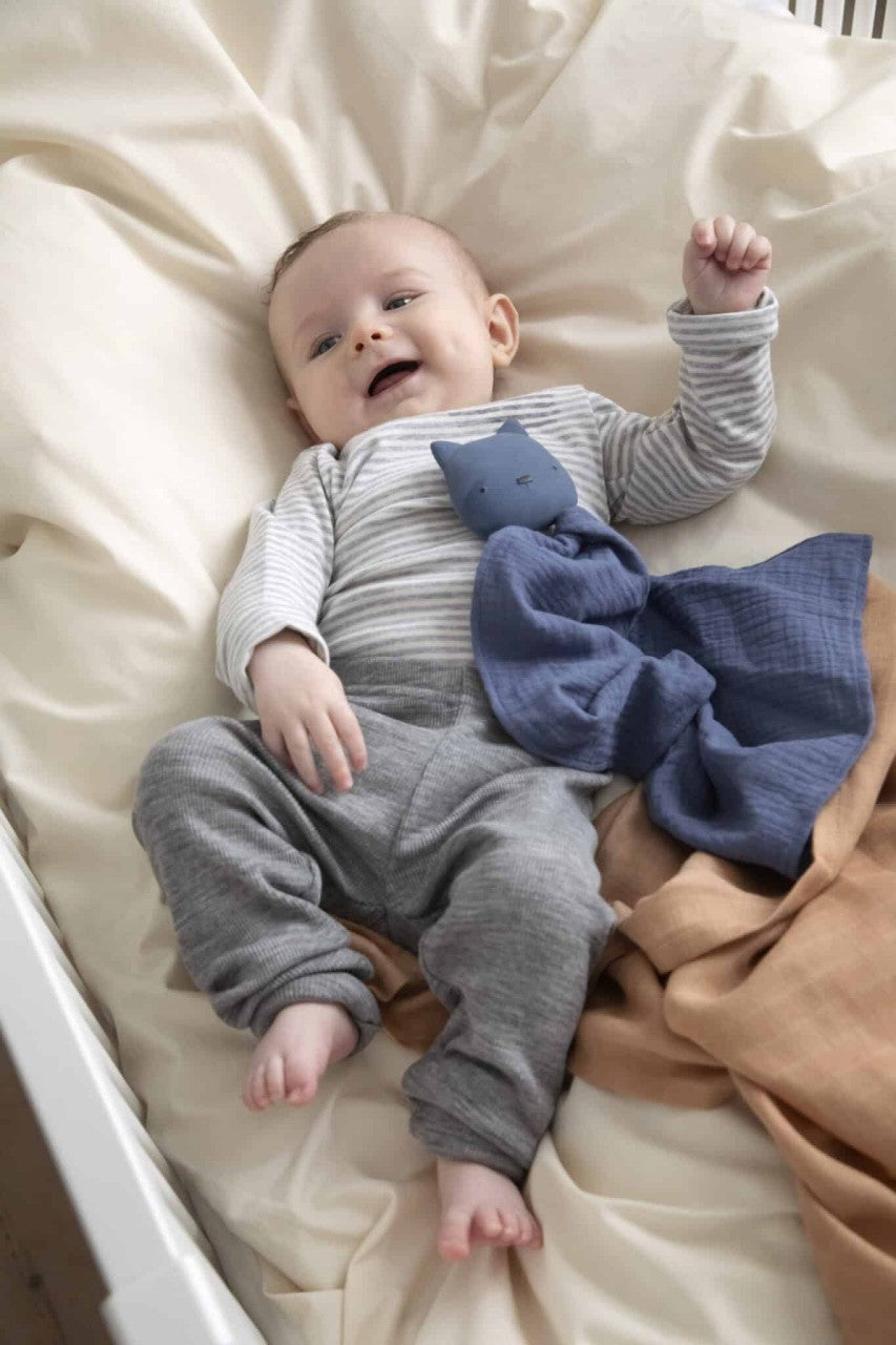 Sebra natural rubber teething rings with cuddle cloth, Zappy the squirrel