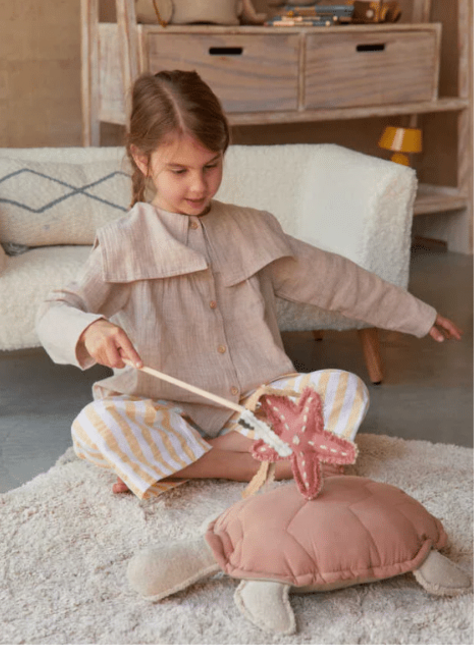 Lorena Canals pouf Mrs Turtle
