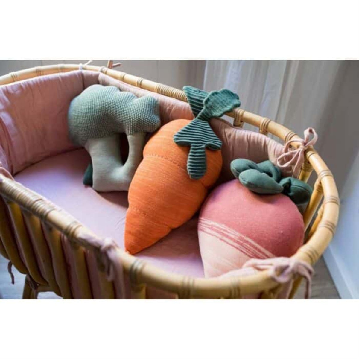 Lorena Canals Coussin tricoté Cathy the Carrot