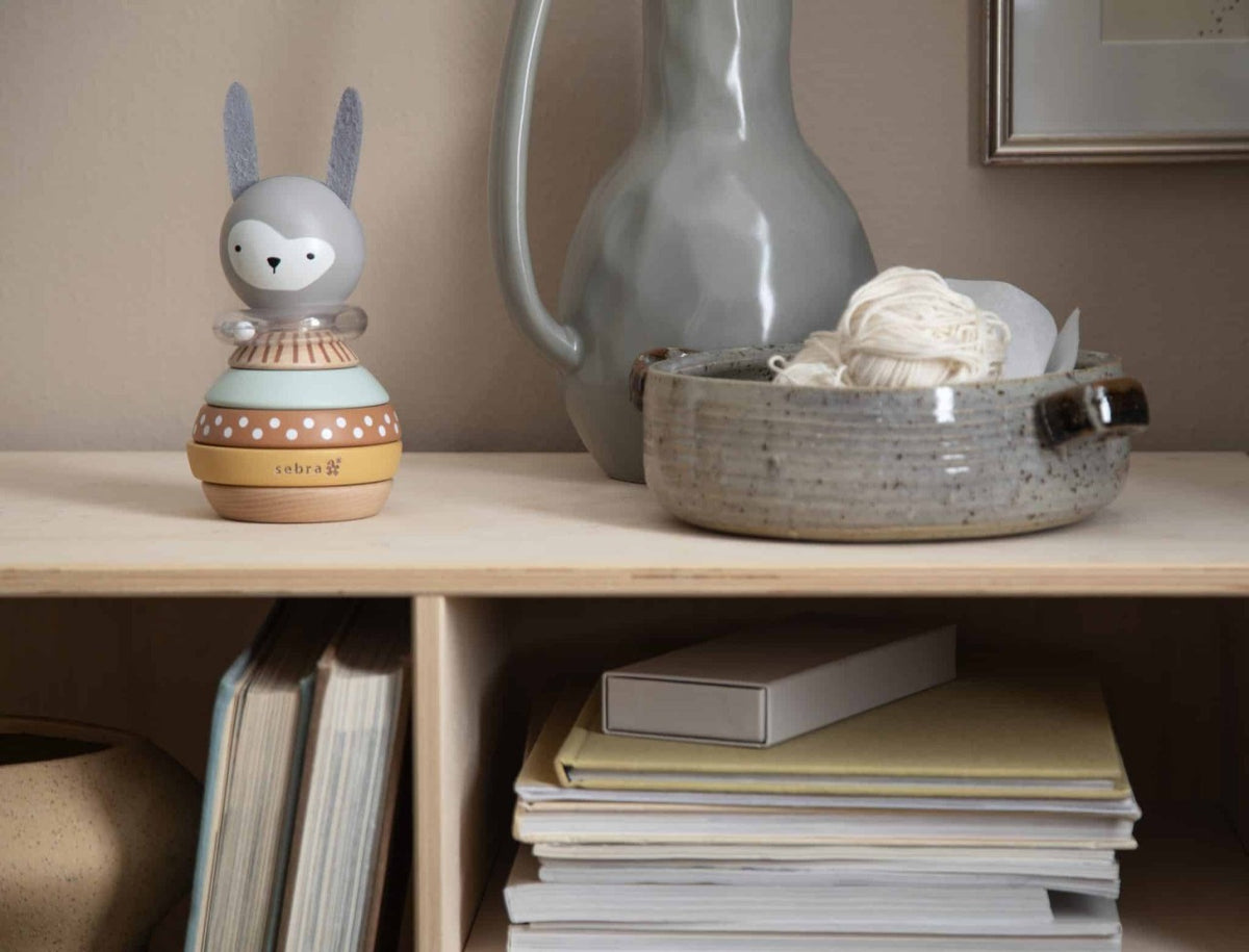 Jouet à empiler Sebra, Siggy le lapin