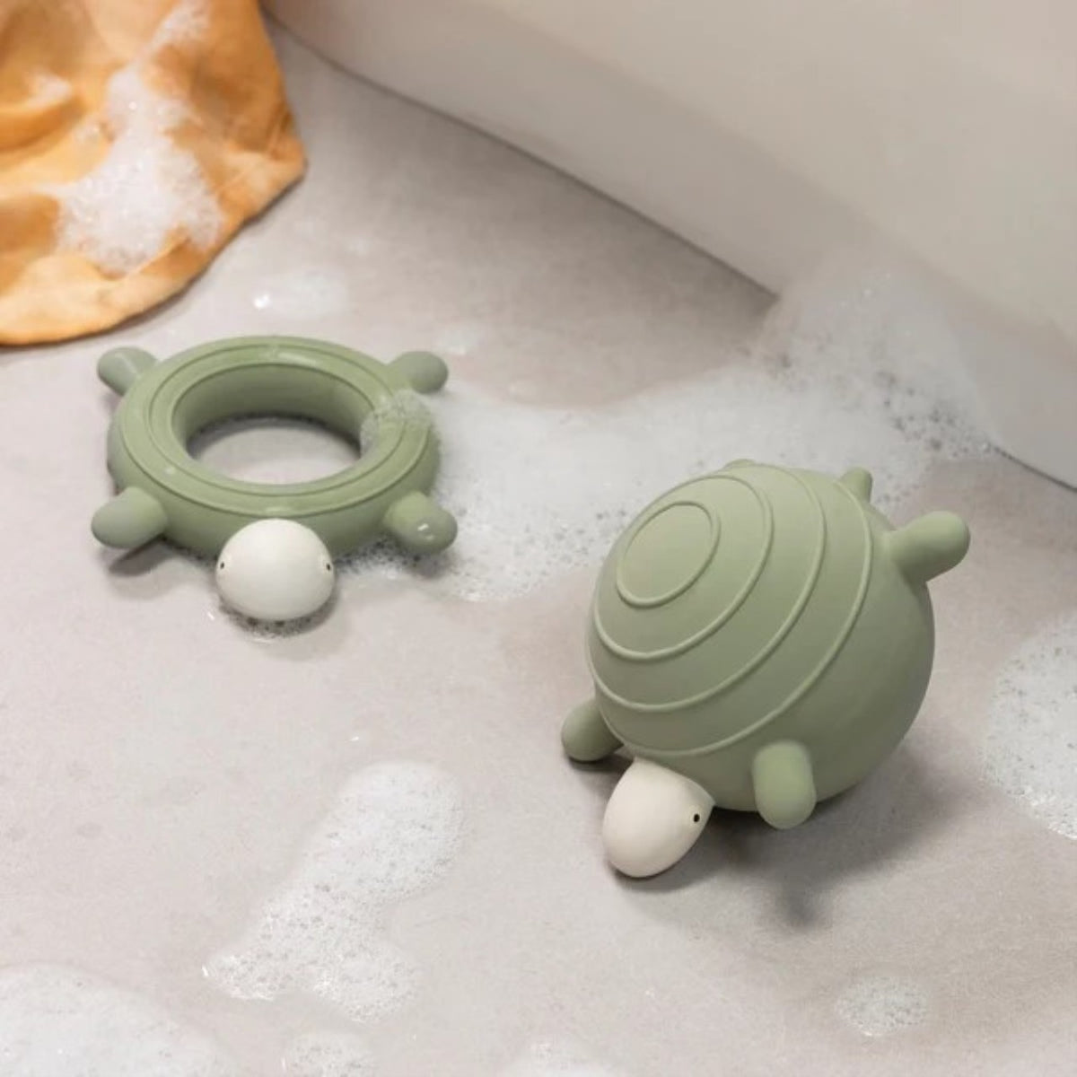 Sebra bath toy, turtle Dusty Green