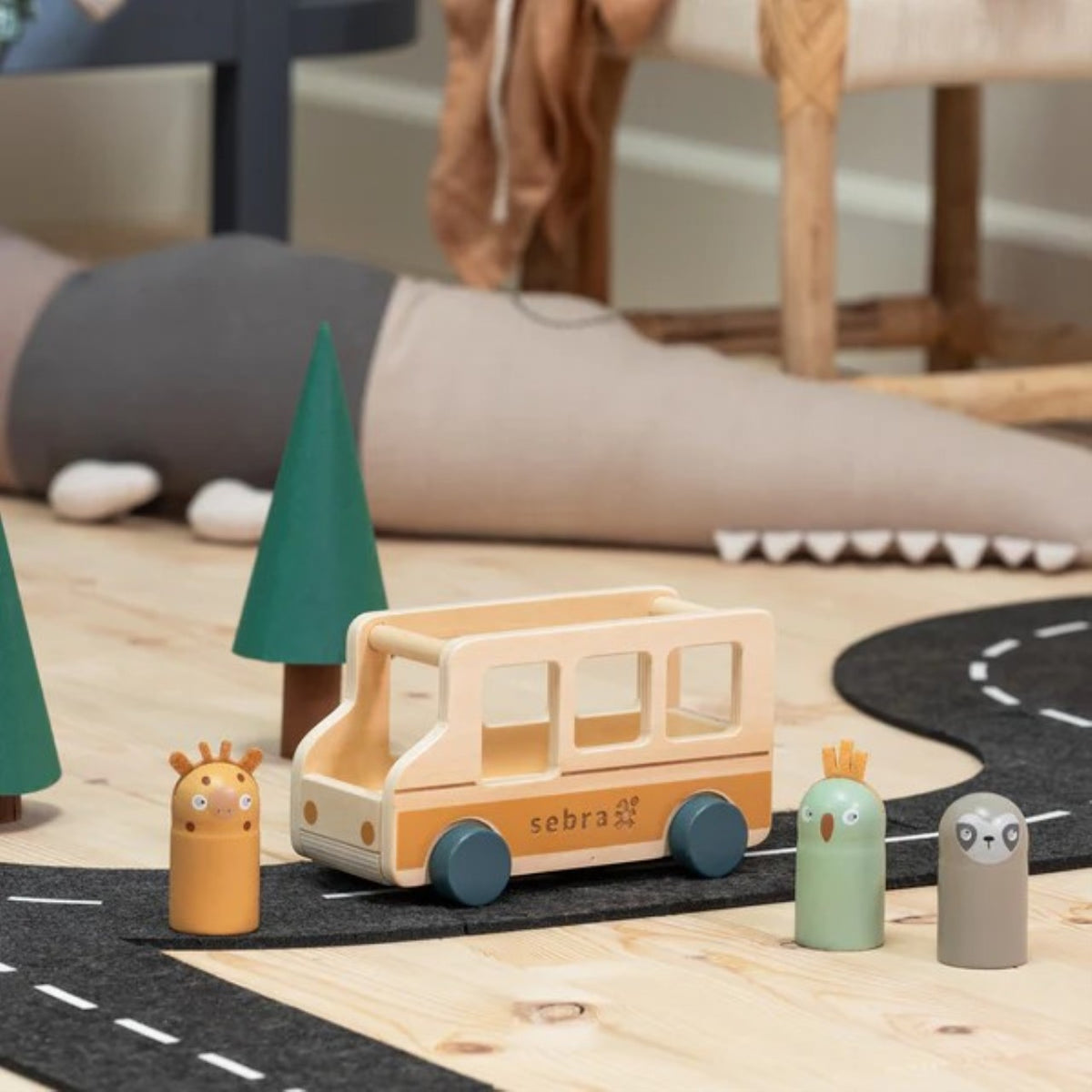Sebra Bus Wood
