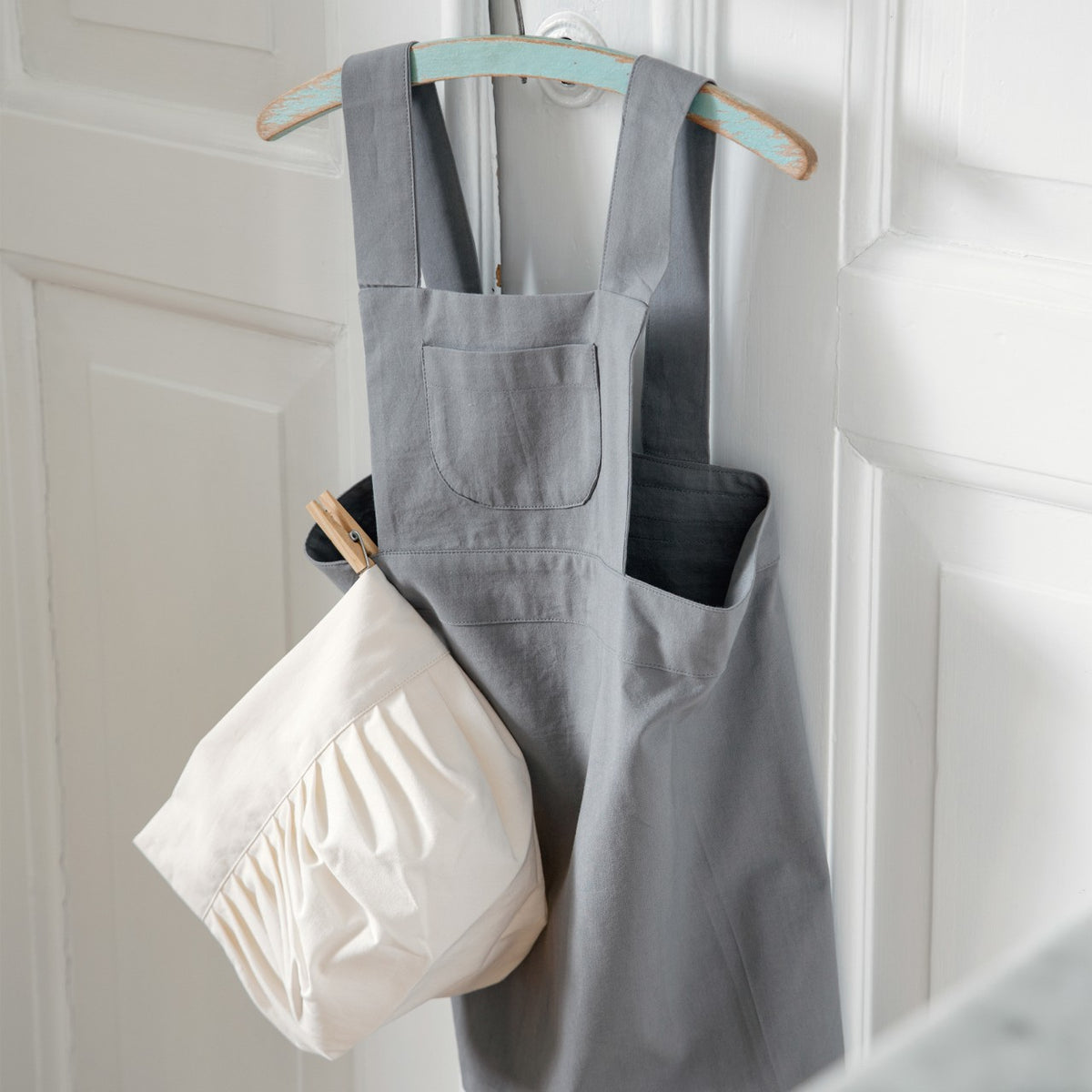 Sebra children's apron & chef's hat Elephant Grey/Classic White ONE SIZE