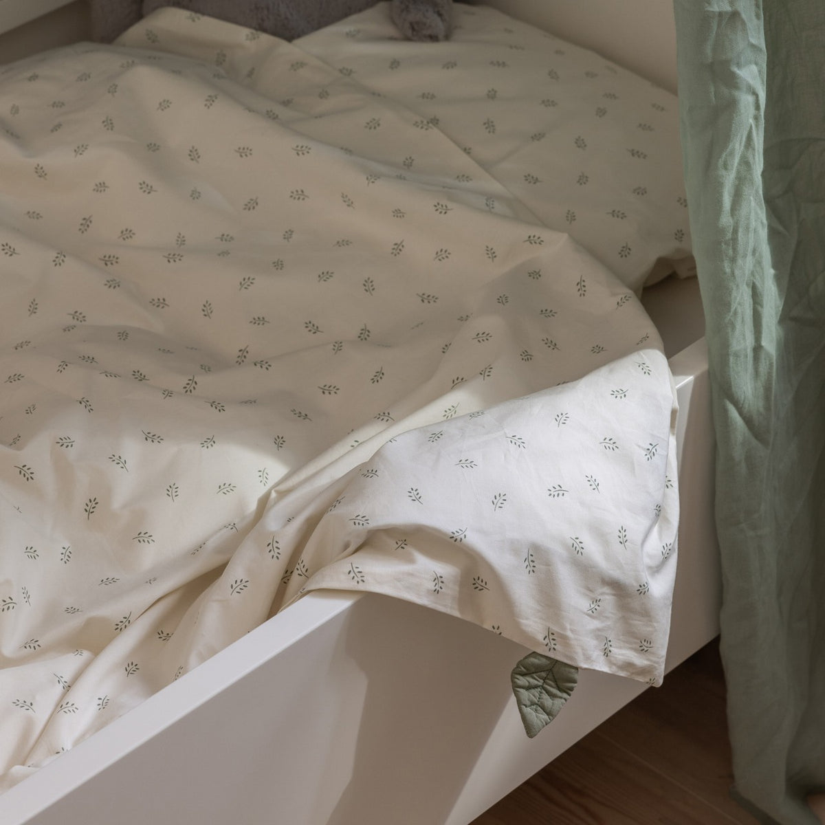 Sebra bedding Print, Junior Sophora Leaves
