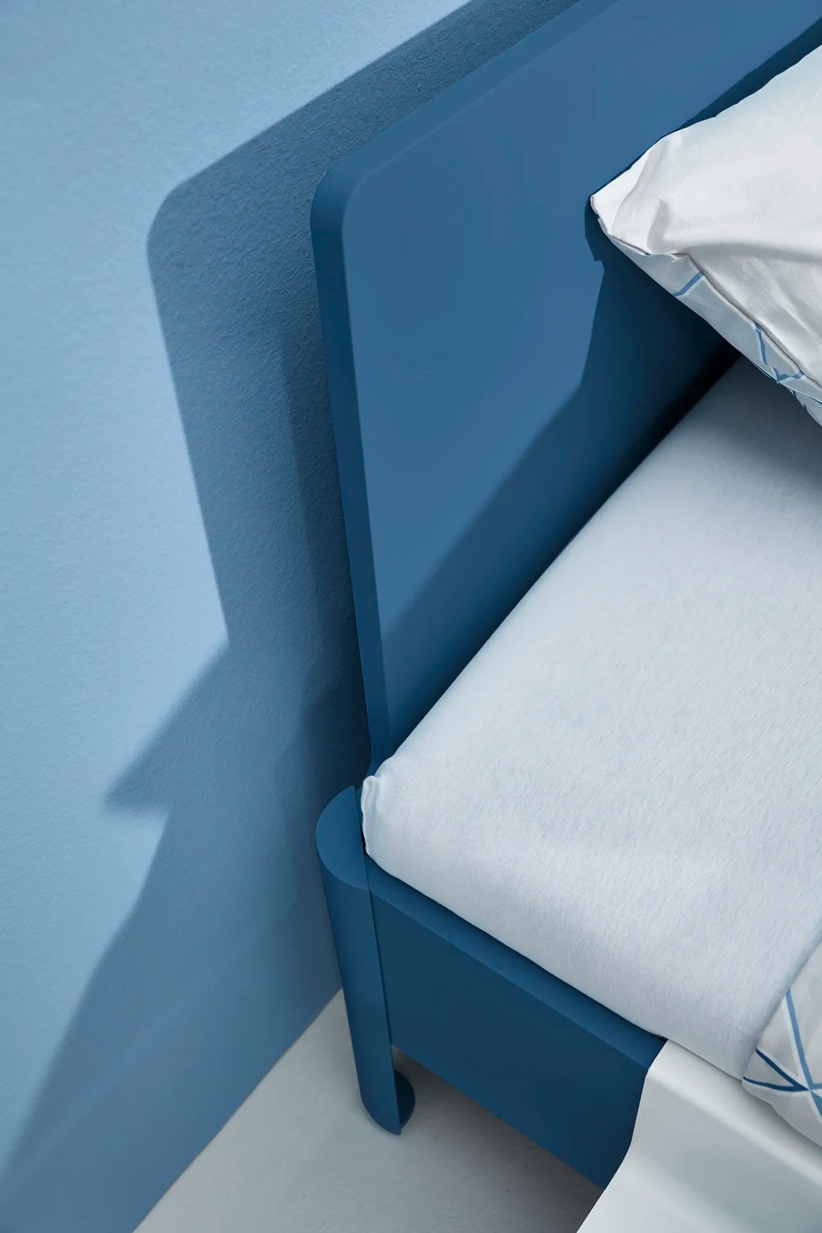 Müller Möbelwerkstätten NAIT Bett