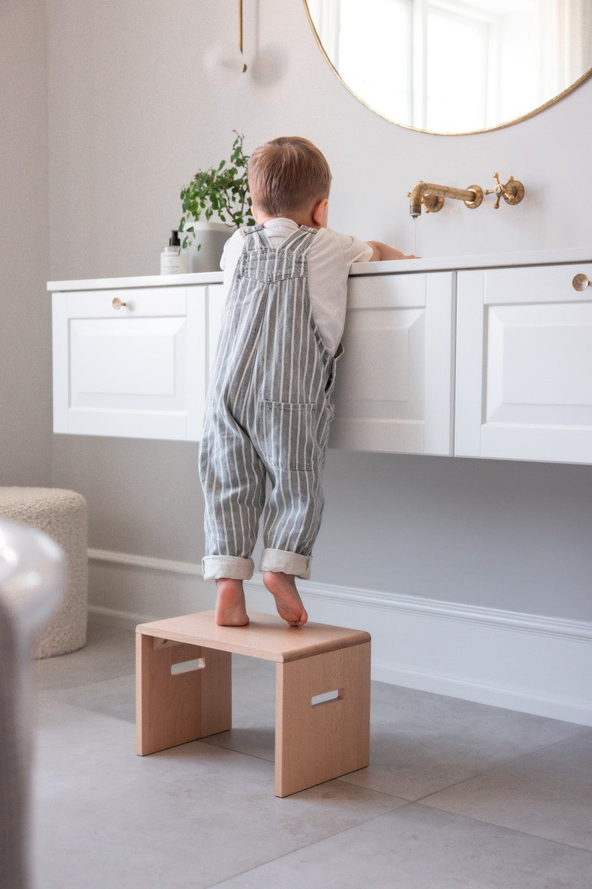 Sebra step stool Classic Wooden edition
