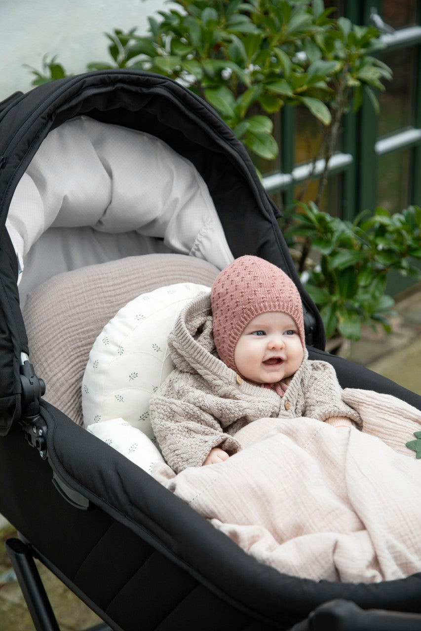 Sebra Coussin pour poussette, kapok, Sophora Leaves Blossom Pink