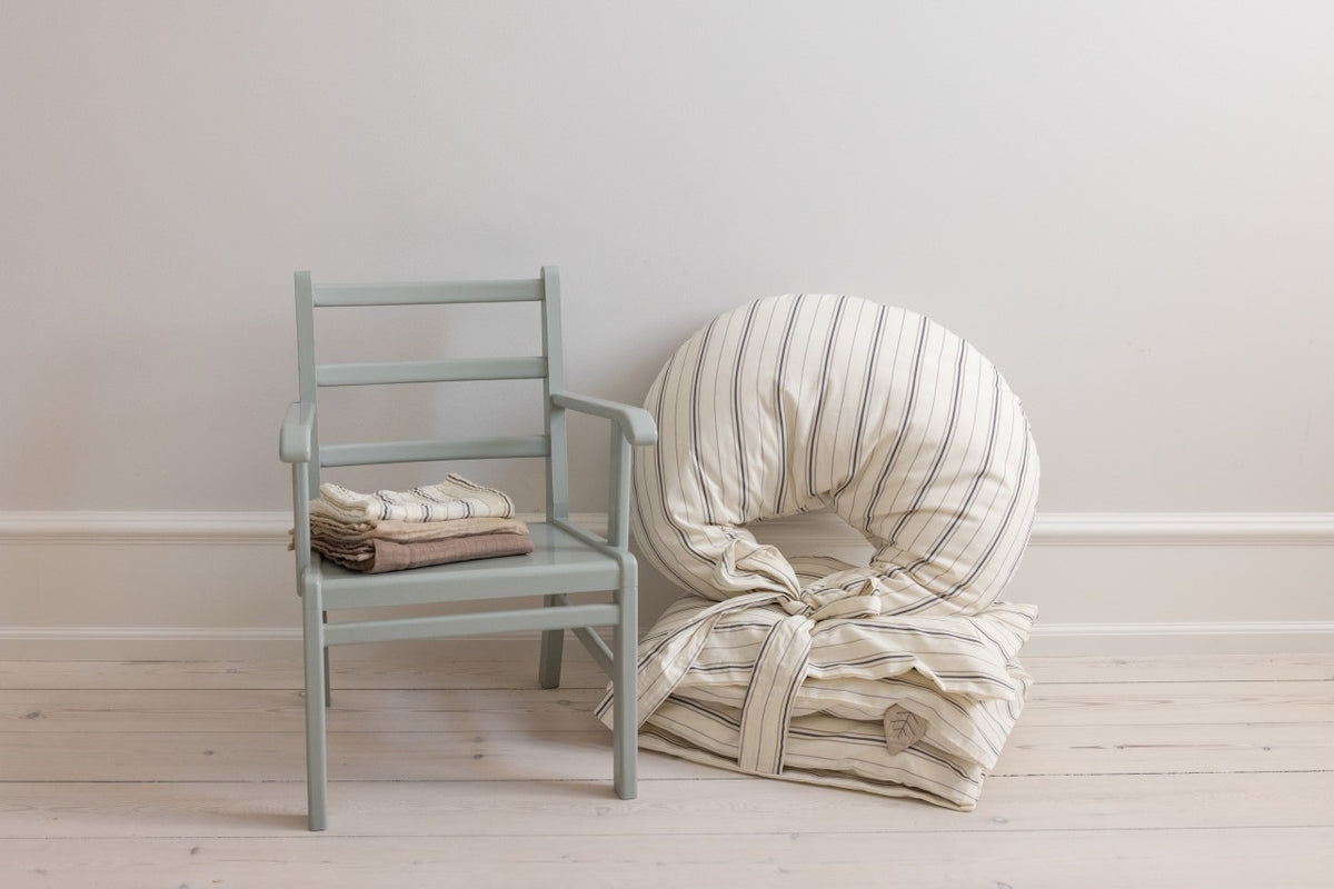 Sebra nursing pillow, organic cotton Classic Cream Stripe