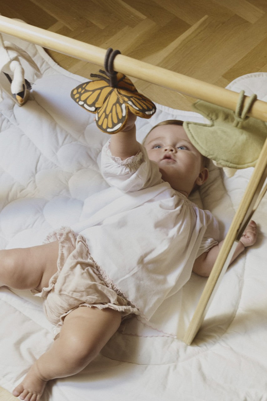 Lorena Canals play mat swan