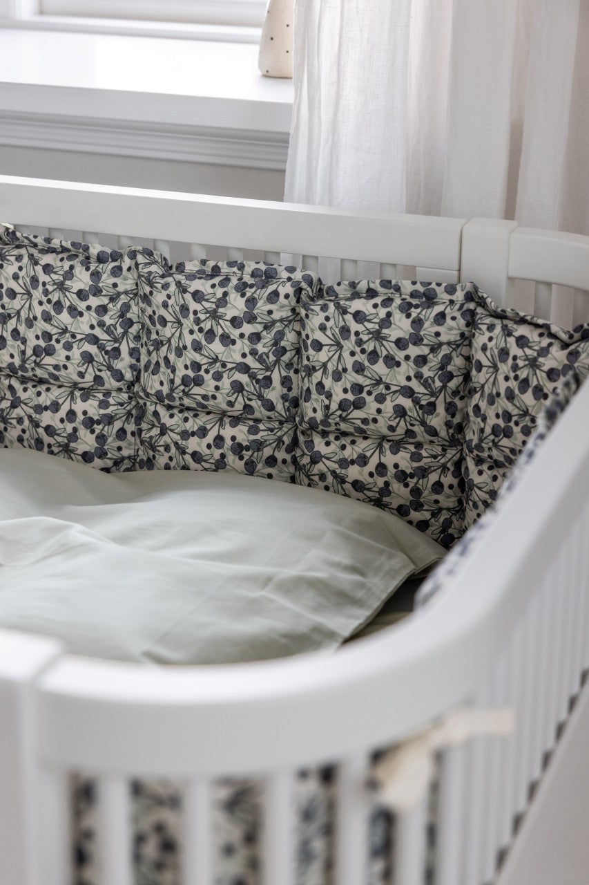 Sebra cot bumper, kapok, print blue olive