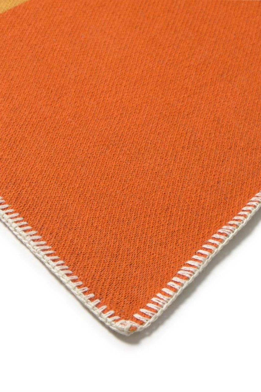 Lorena Canals knitted blanket Color Composition
