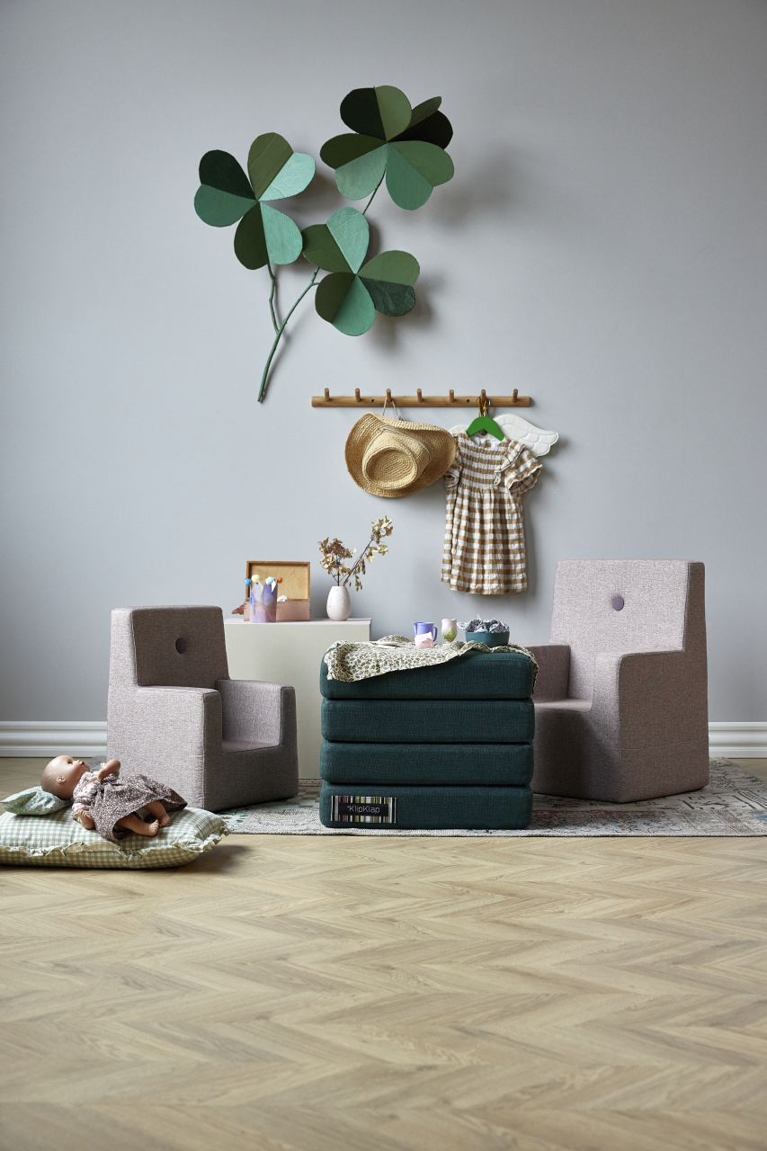 by KlipKlap Fauteuil pour enfant XL rose bébé, rose