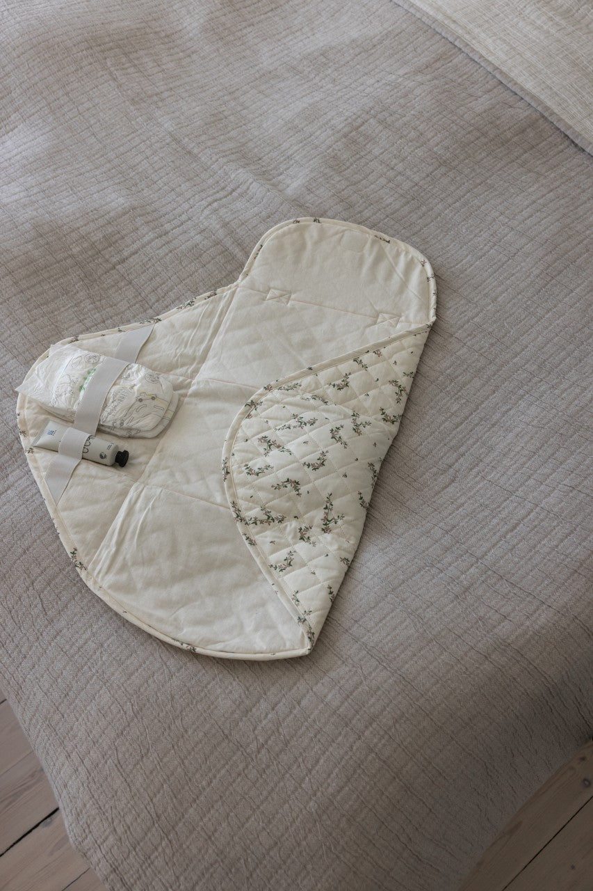 Sebra changing mat, On the Go Powder Blossom