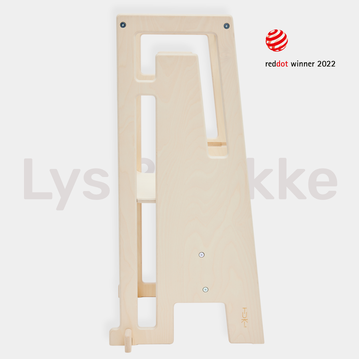 Tuki Arctic learning tower