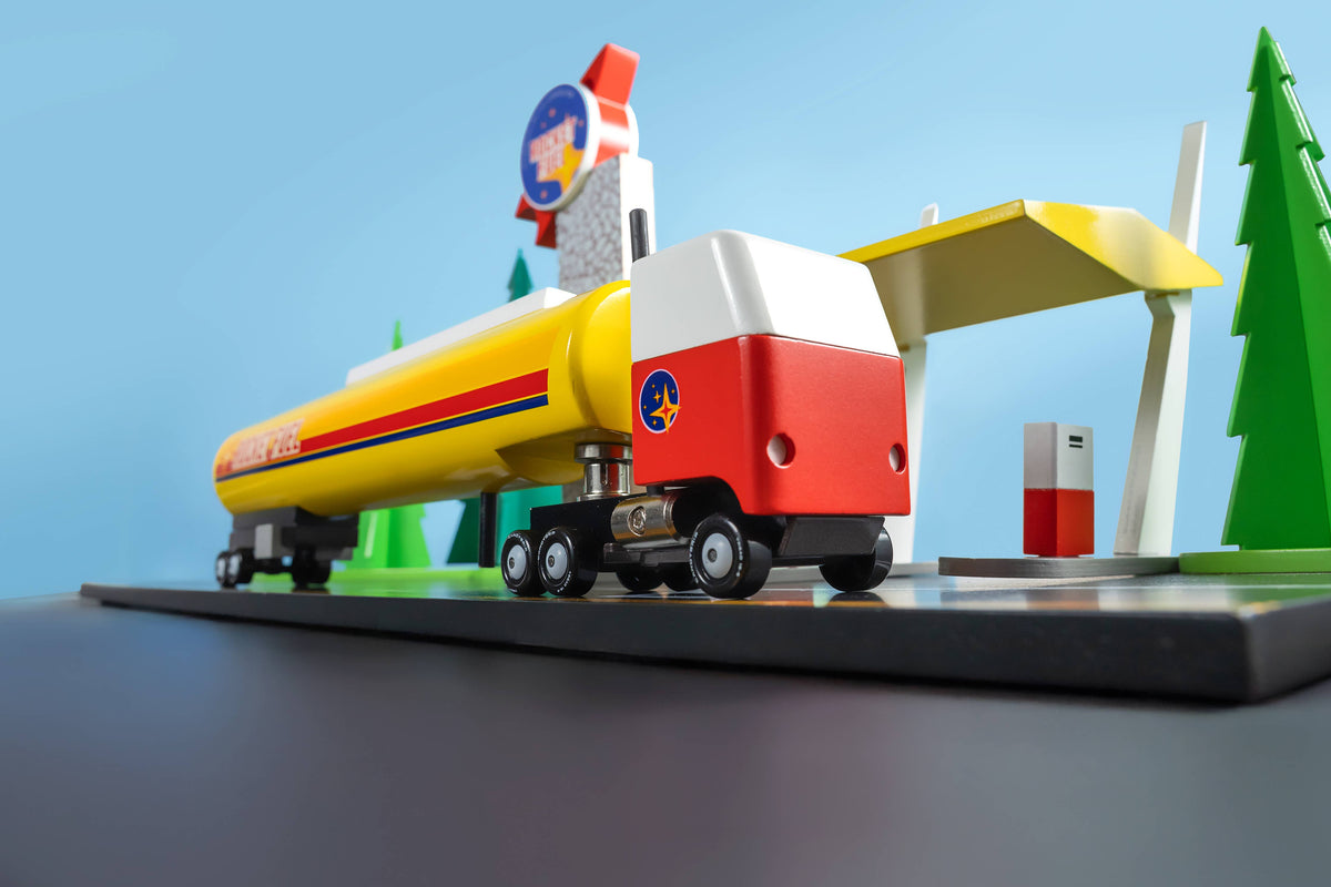 Candylab Toys Rocket Fuel Tanker