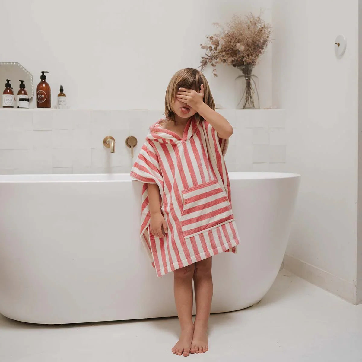Rosa d'aprile Poncho da bagno a righe Fragola