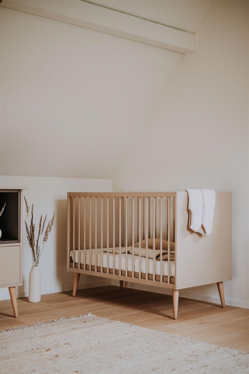 Quax Cocoon bed 60 x 120 Latte