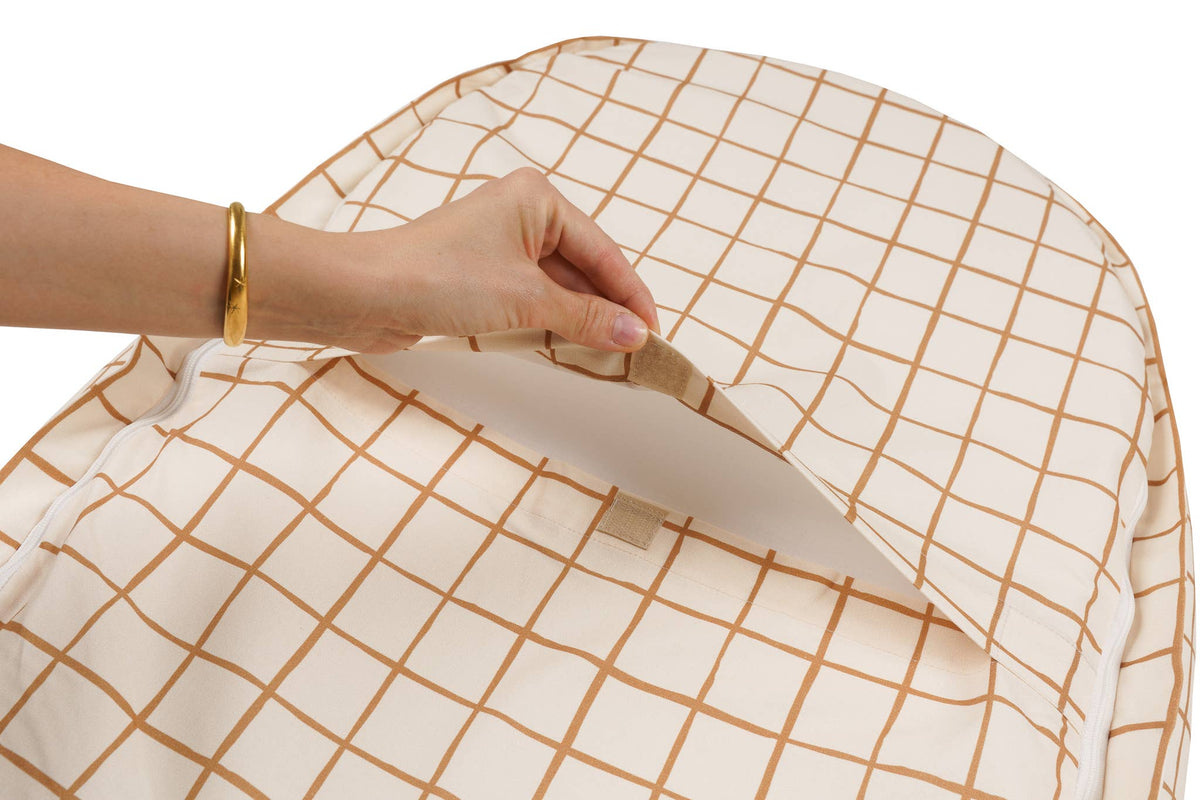 Malomi Kids baby nest with camel check