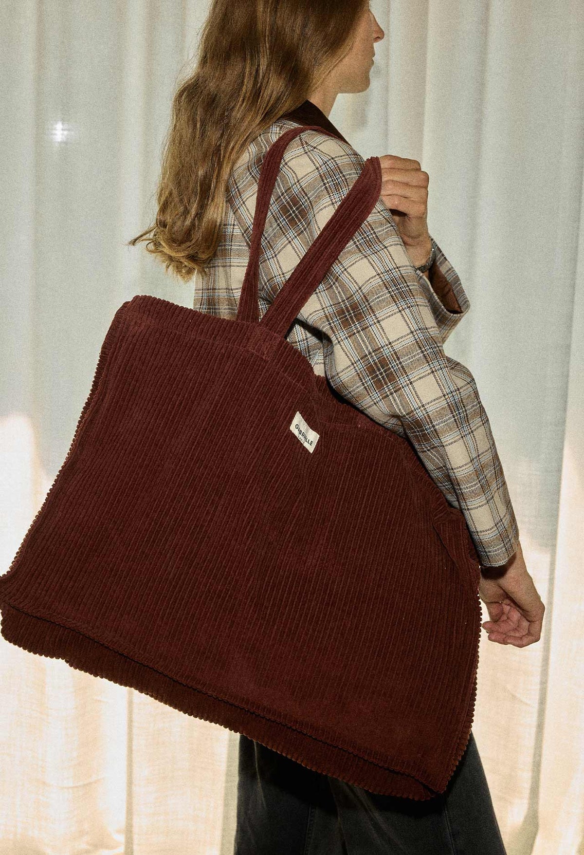 Gabrielle Paris weekend bag velvet Jasper