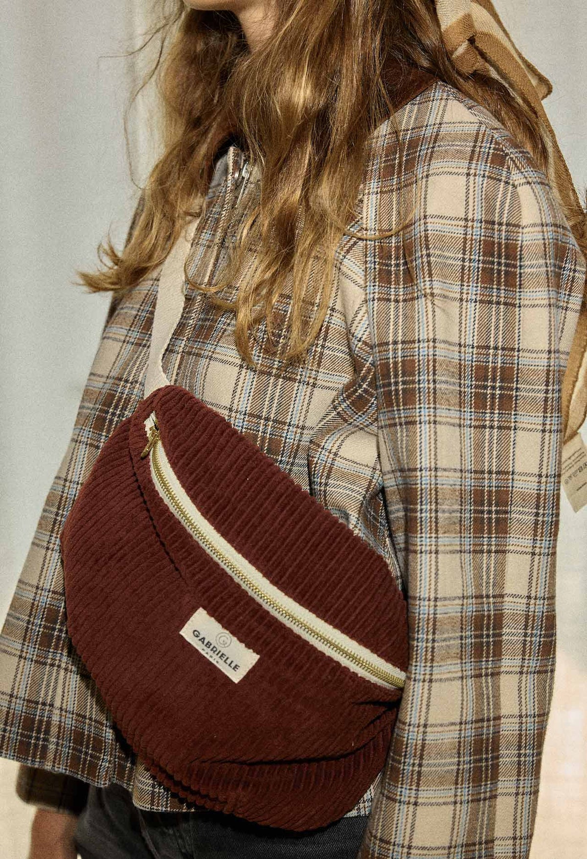 Gabrielle Paris sac banane en velours Jasper