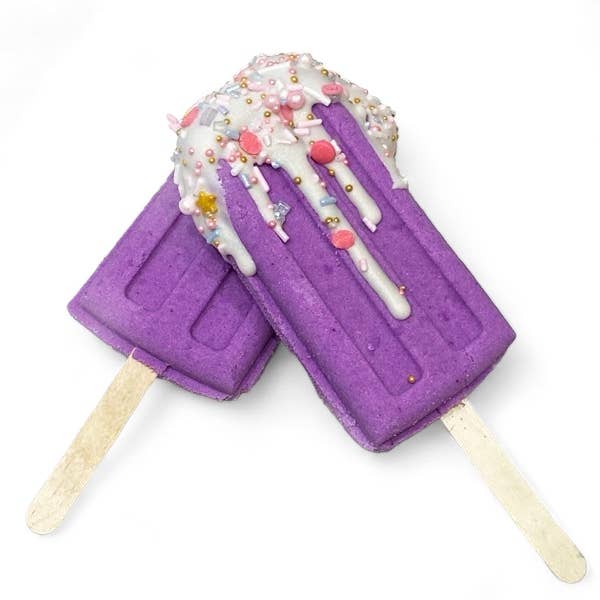 Calla-Lily-Cosmetics_Calla-Laly-Cosmetics-Popsicle-Badekugel-Violett_3.jpg