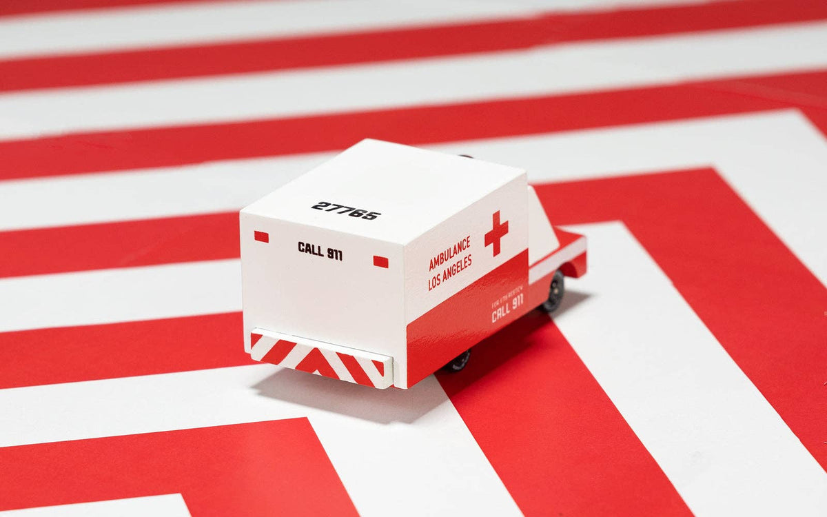 Candylab Toys Ambulanz-Transporter