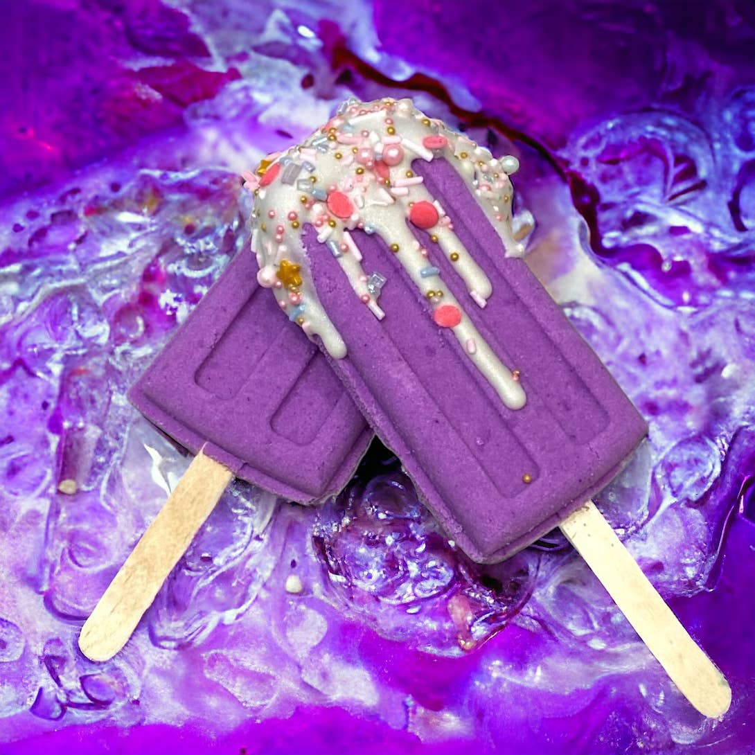 Calla-Lily-Cosmetics_Calla-Laly-Cosmetics-Popsicle-Badekugel-Violett_2.jpg