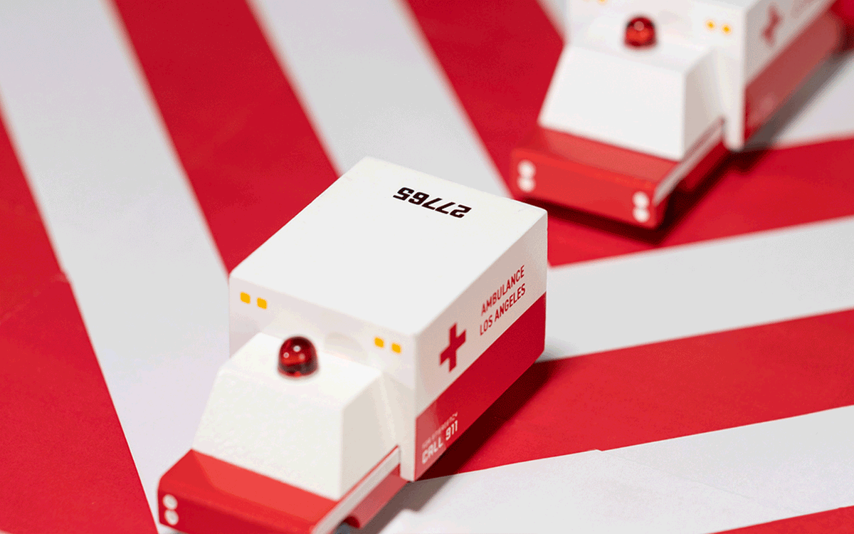 Candylab Toys Ambulanz-Transporter