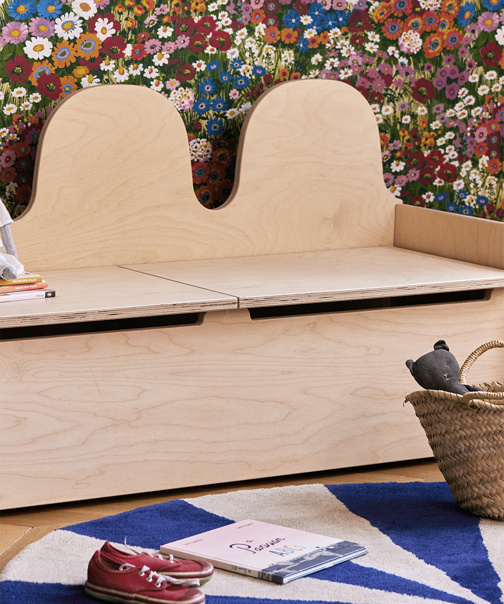 Oeuf NYC Camel Banc avec espace de rangement, bouleau