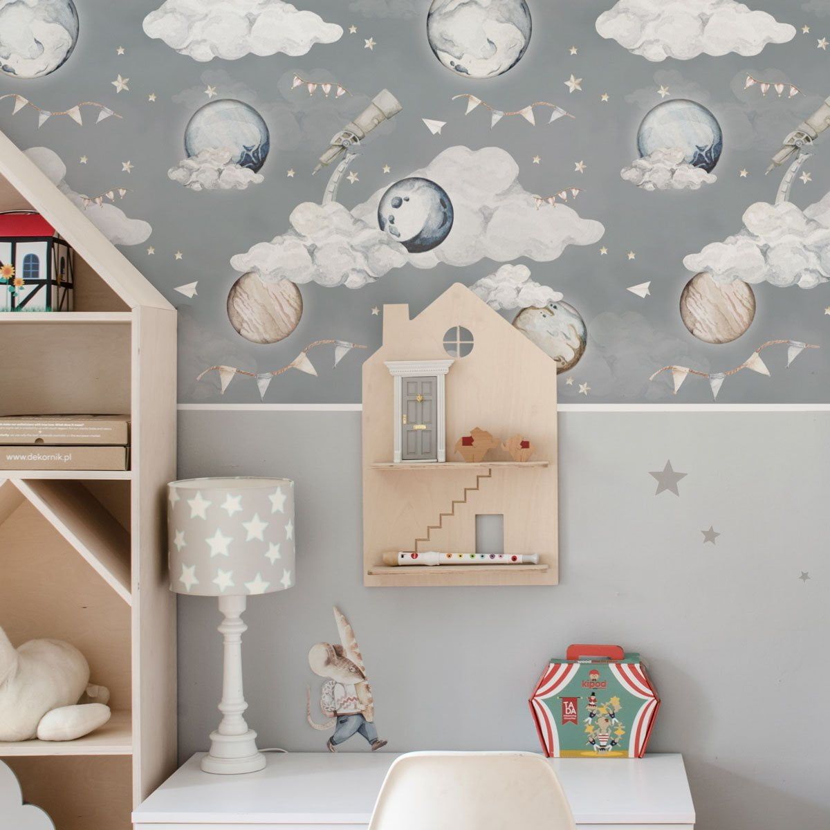 Dekornik wallpaper Magic Planets stripes 100 x 280