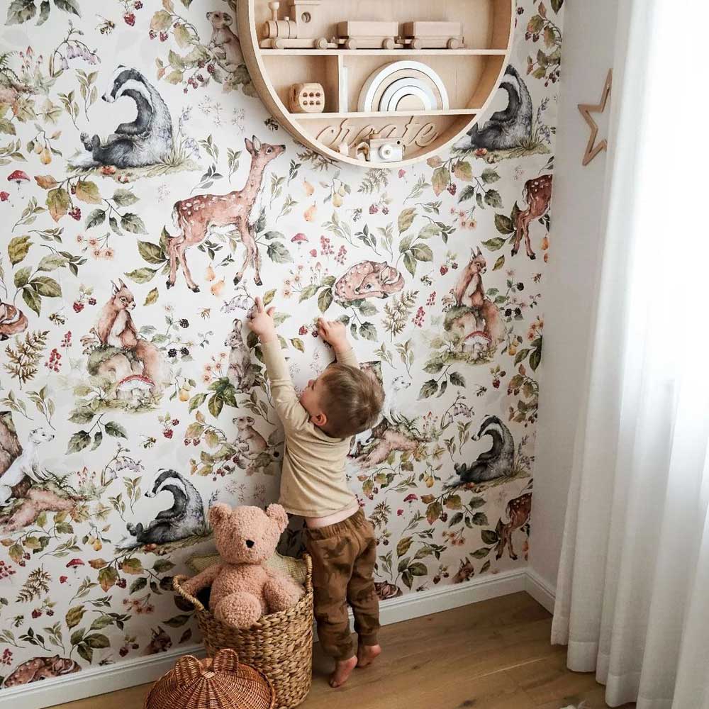 Dekornik Tapete Cute forest animals Hell Streifen 100 x 280
