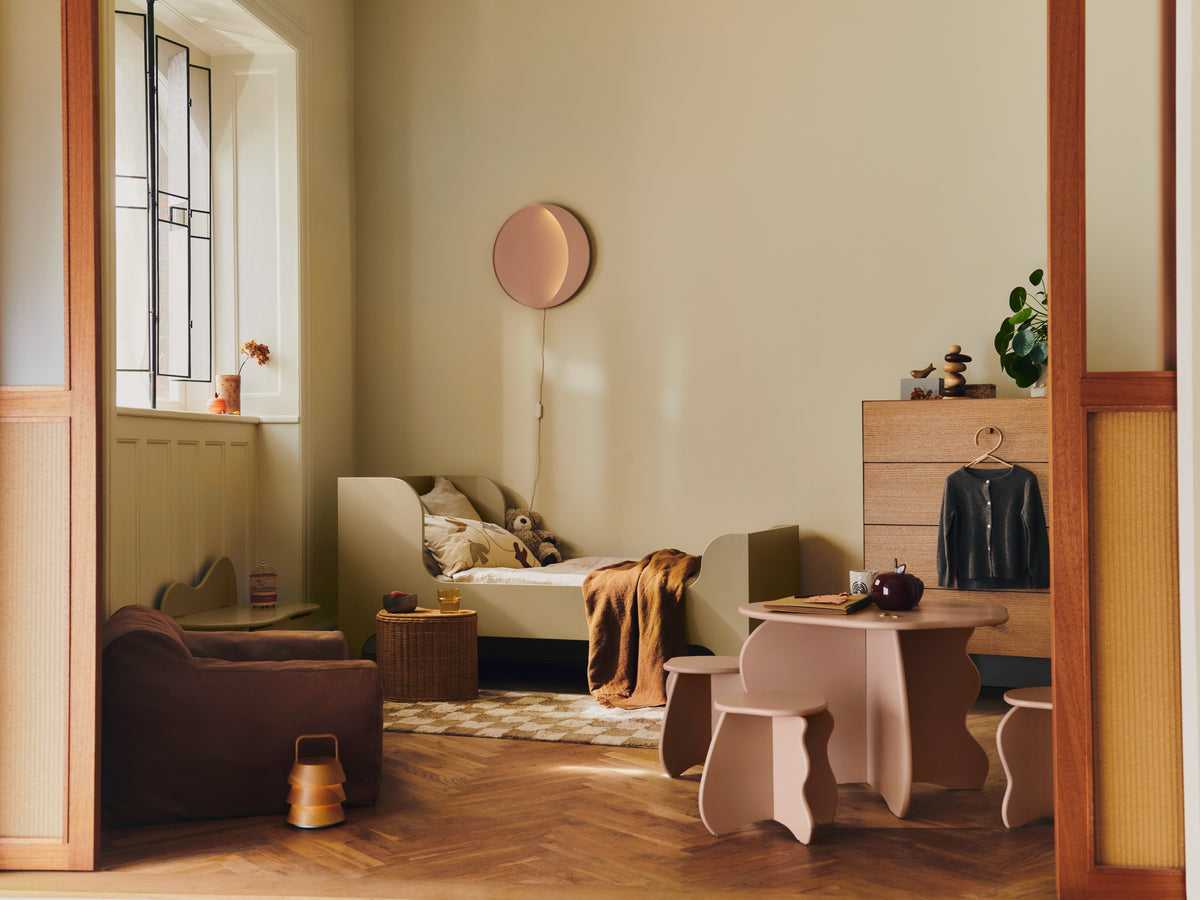 Ferm Living Neba wall lamp - Rose