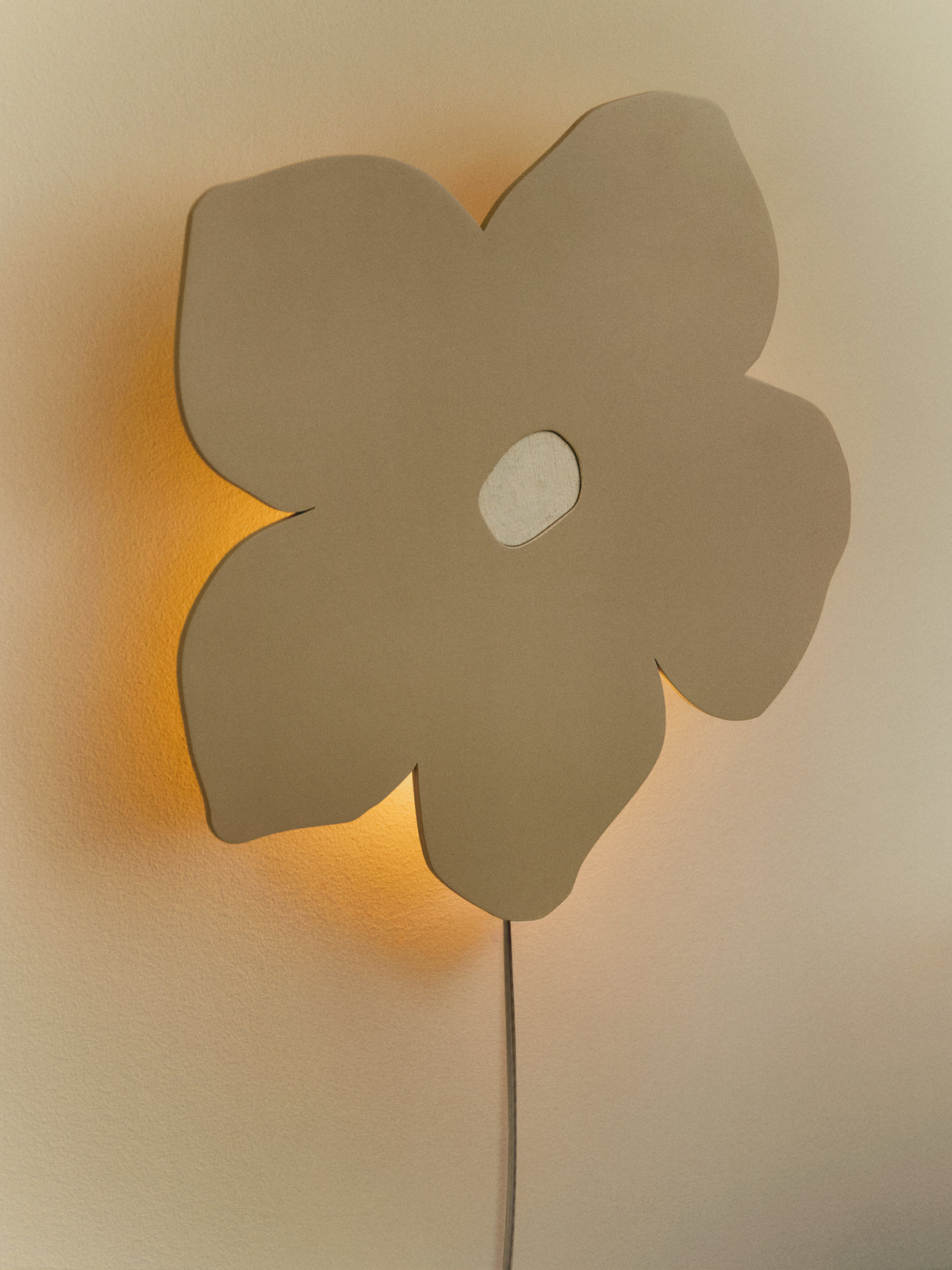 Lampada Poetry di Ferm Living - Cashmere