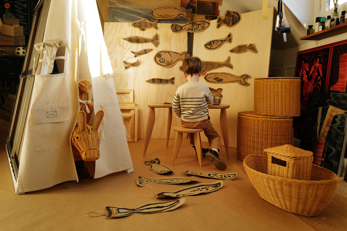 Ferm Living Feve - Scrivania per bambini - Frassino naturale