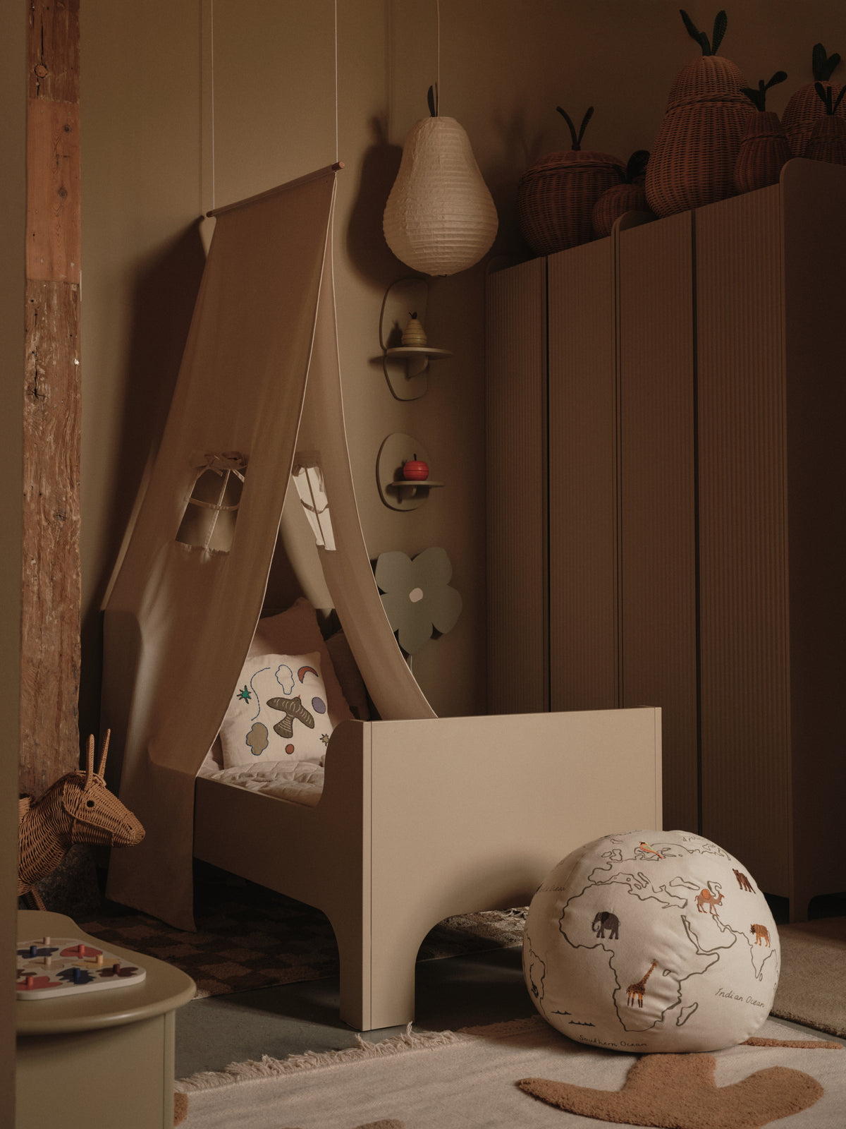 Ferm Living Settle Bed Canopy - Blanc cassé