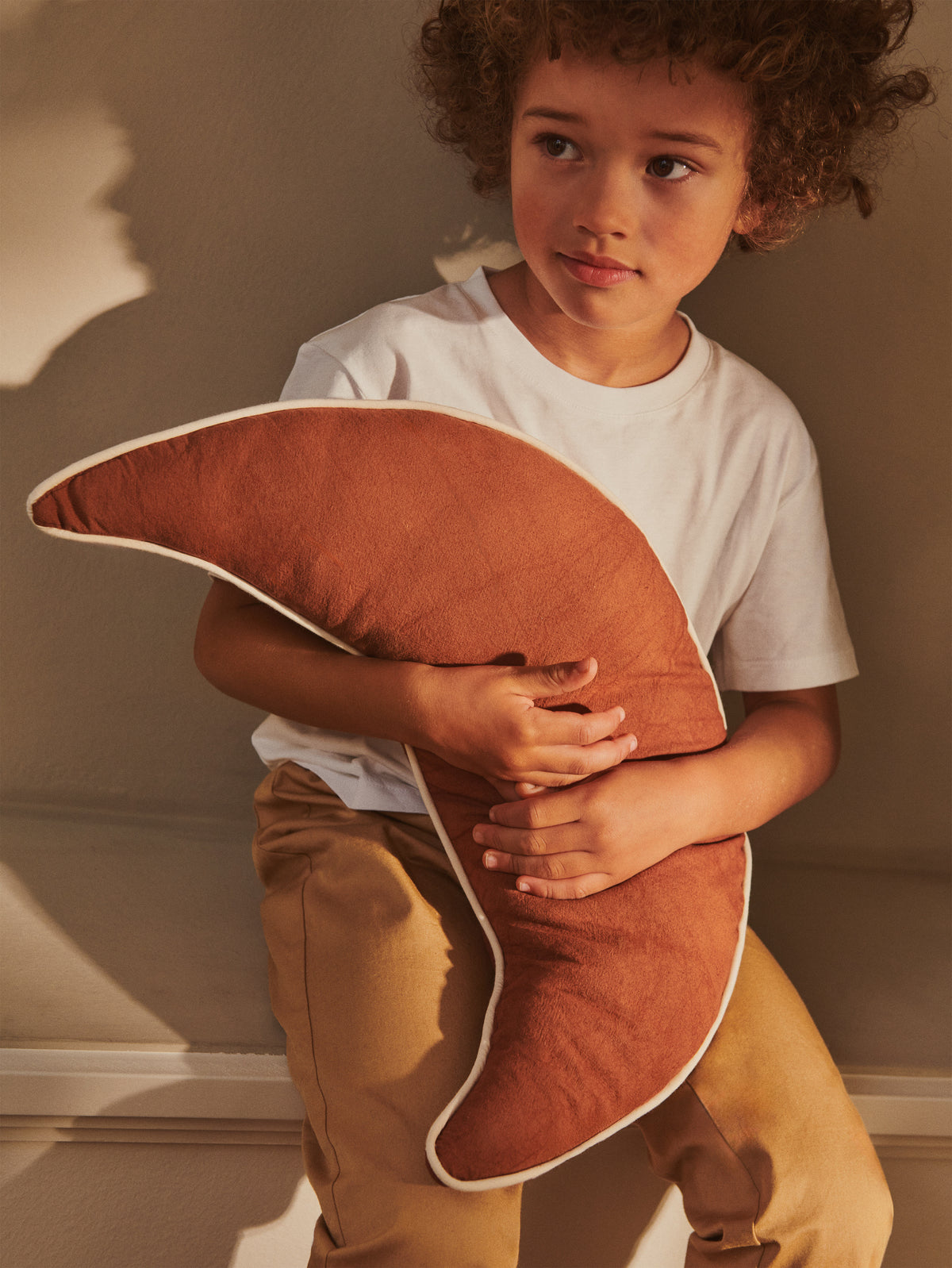 Ferm Living Moon Kissen - Brown Clay