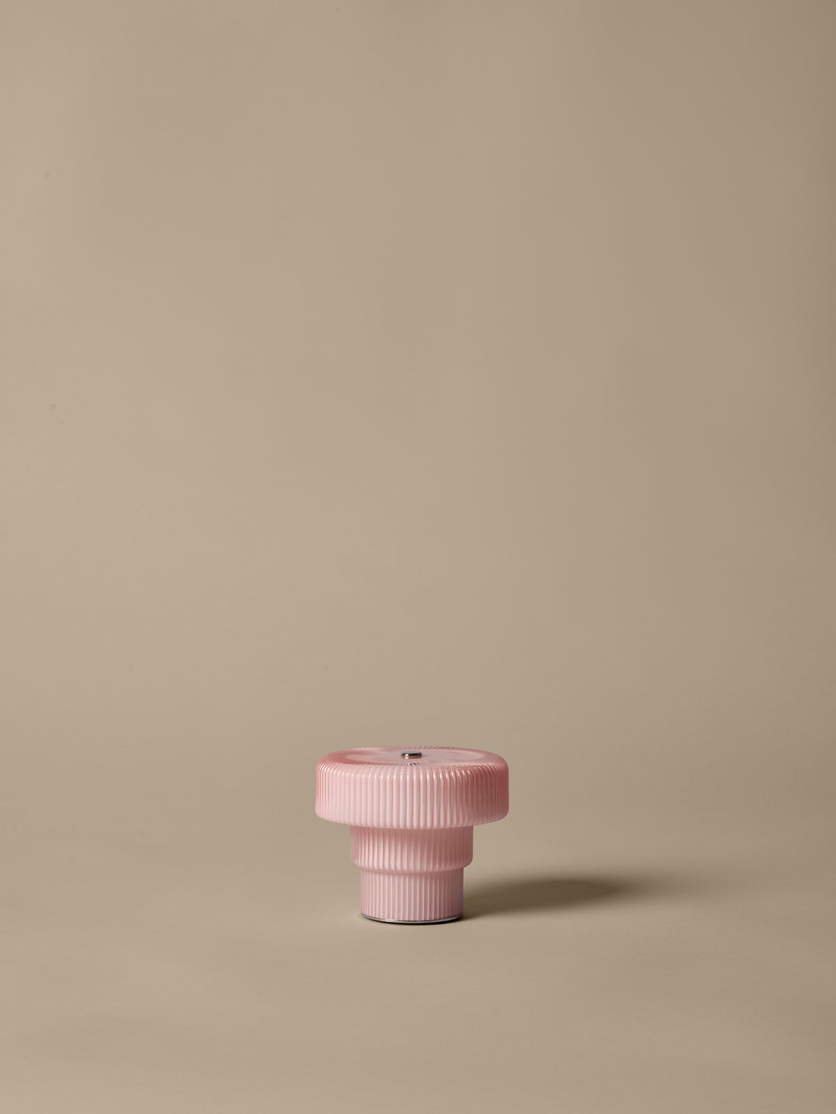 Ferm Living Ripple Lampe portable - H10 - Pale Rose