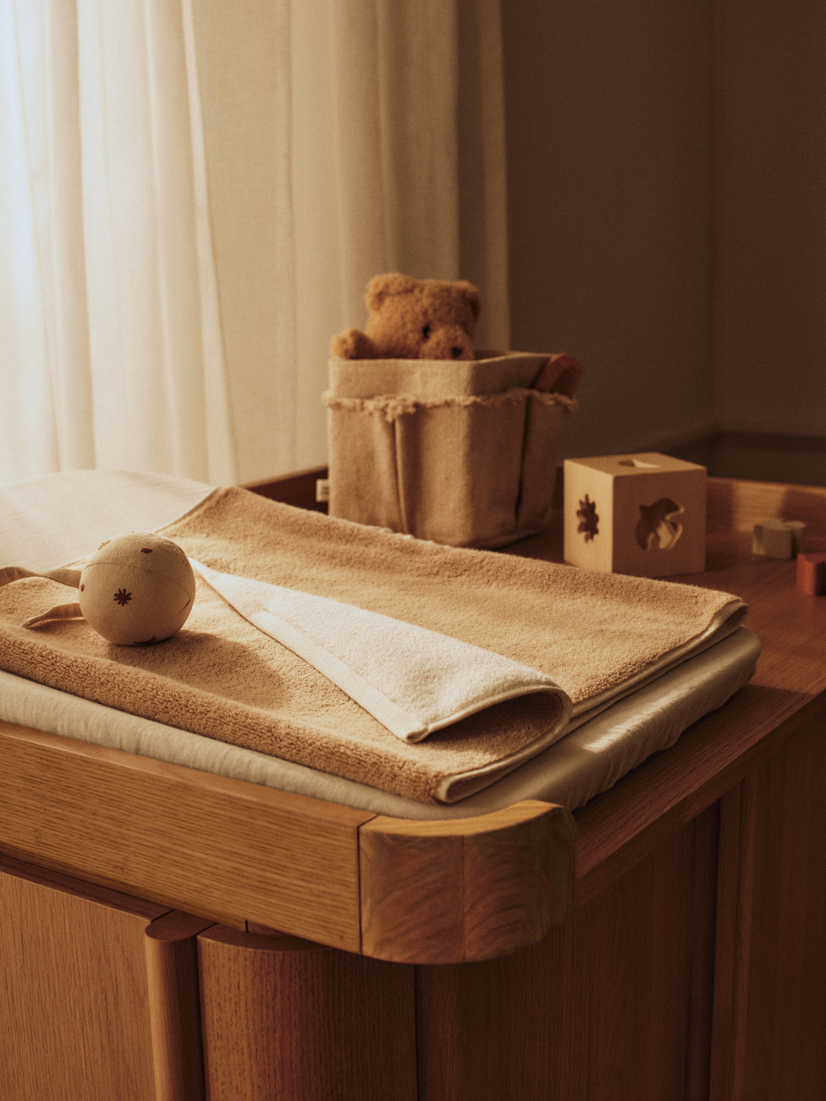 Ferm Living Tilu Changing Unit - Natural Oak