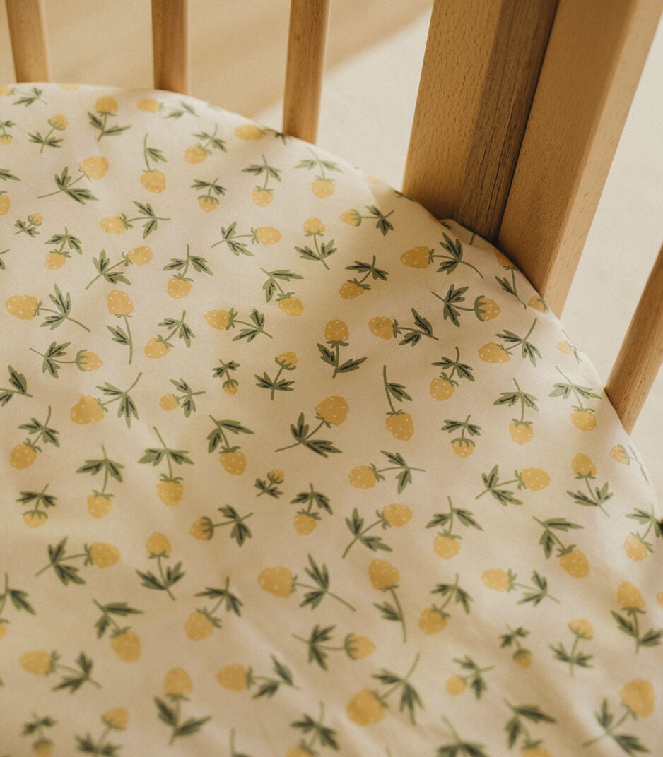Stokke® Sleepi™ Mini Spannbettlaken, Cloudberry Meadow