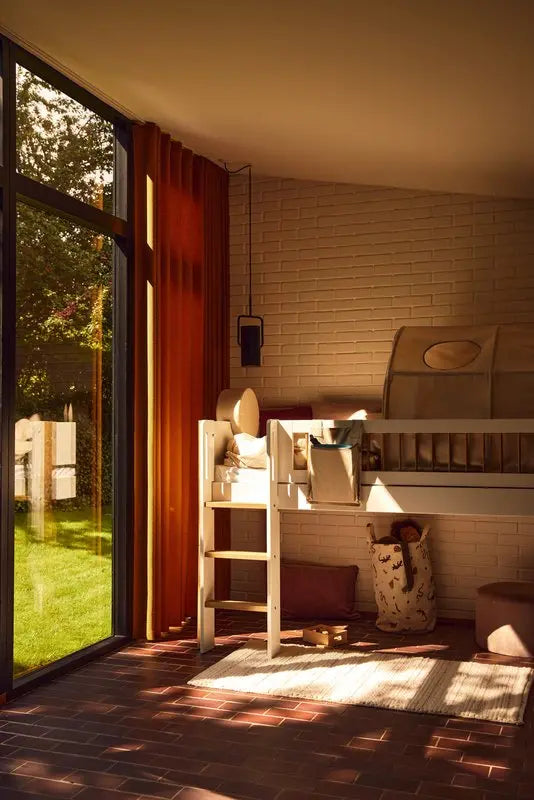 Flexa Nor Halbhohes Bett mit senkrechter Leiter 90 x 200 cm Eiche