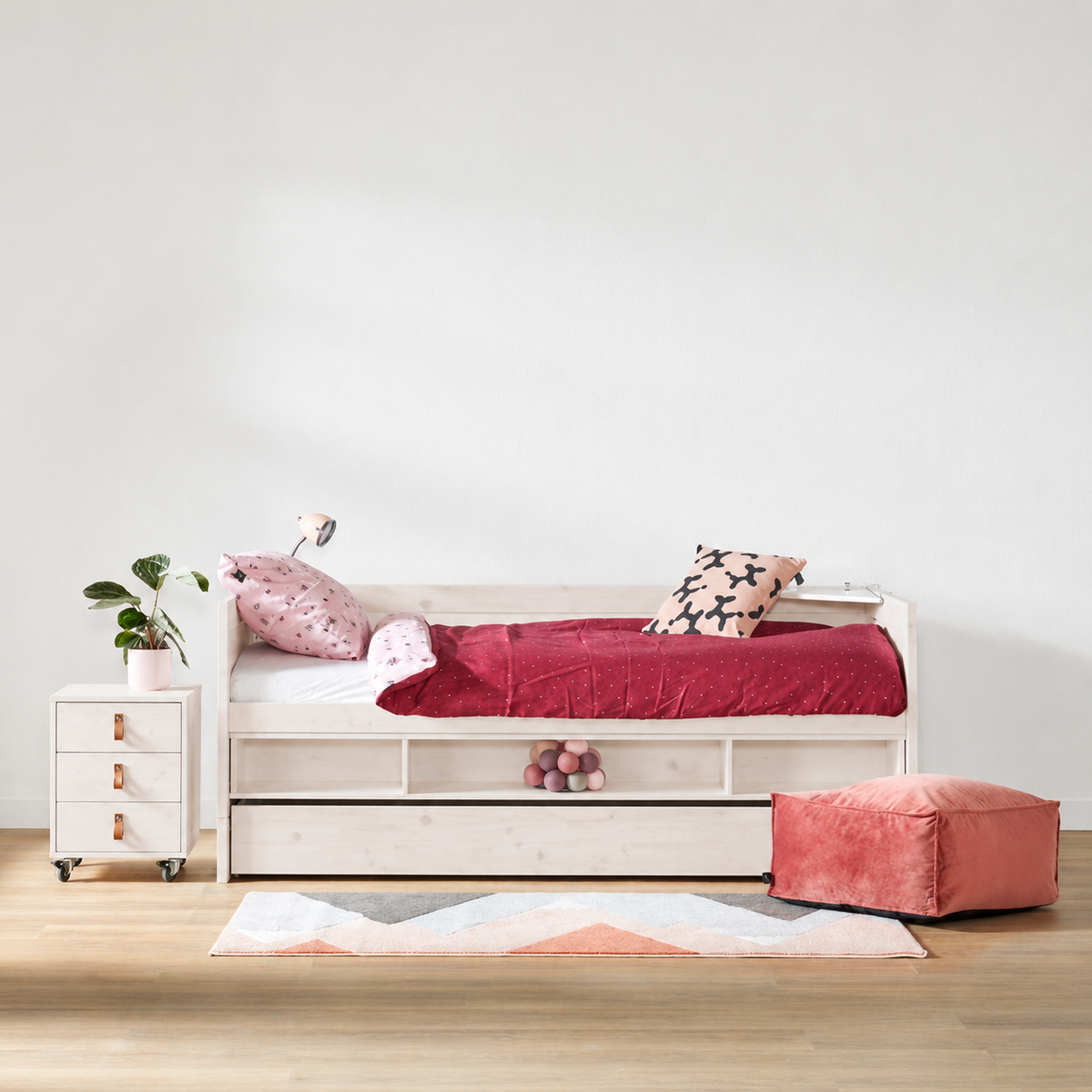 Lifetime Kidsrooms Shelf for day bed Whitewash