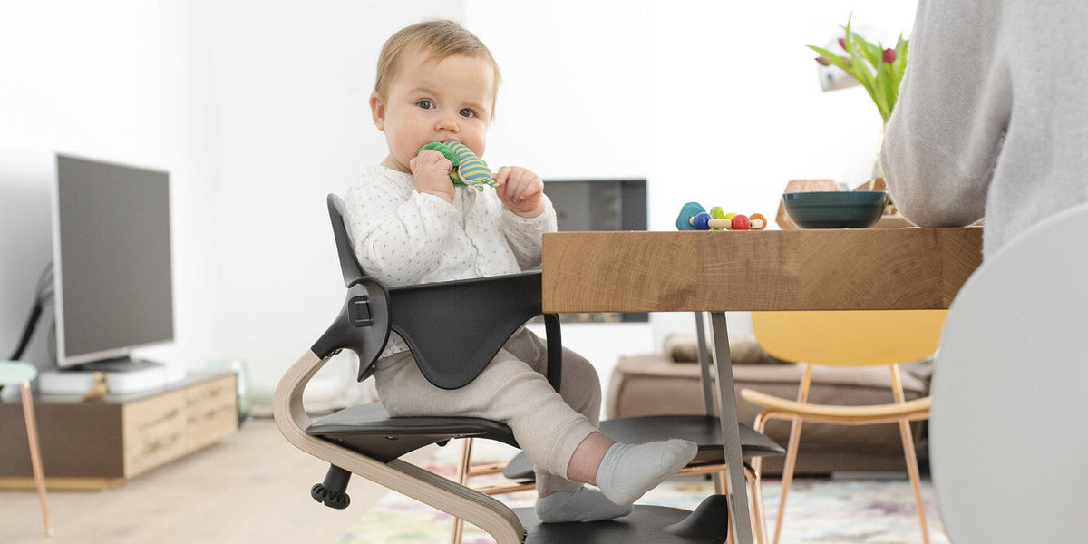 Chaise Stokke® Nomi® avec kit bébé