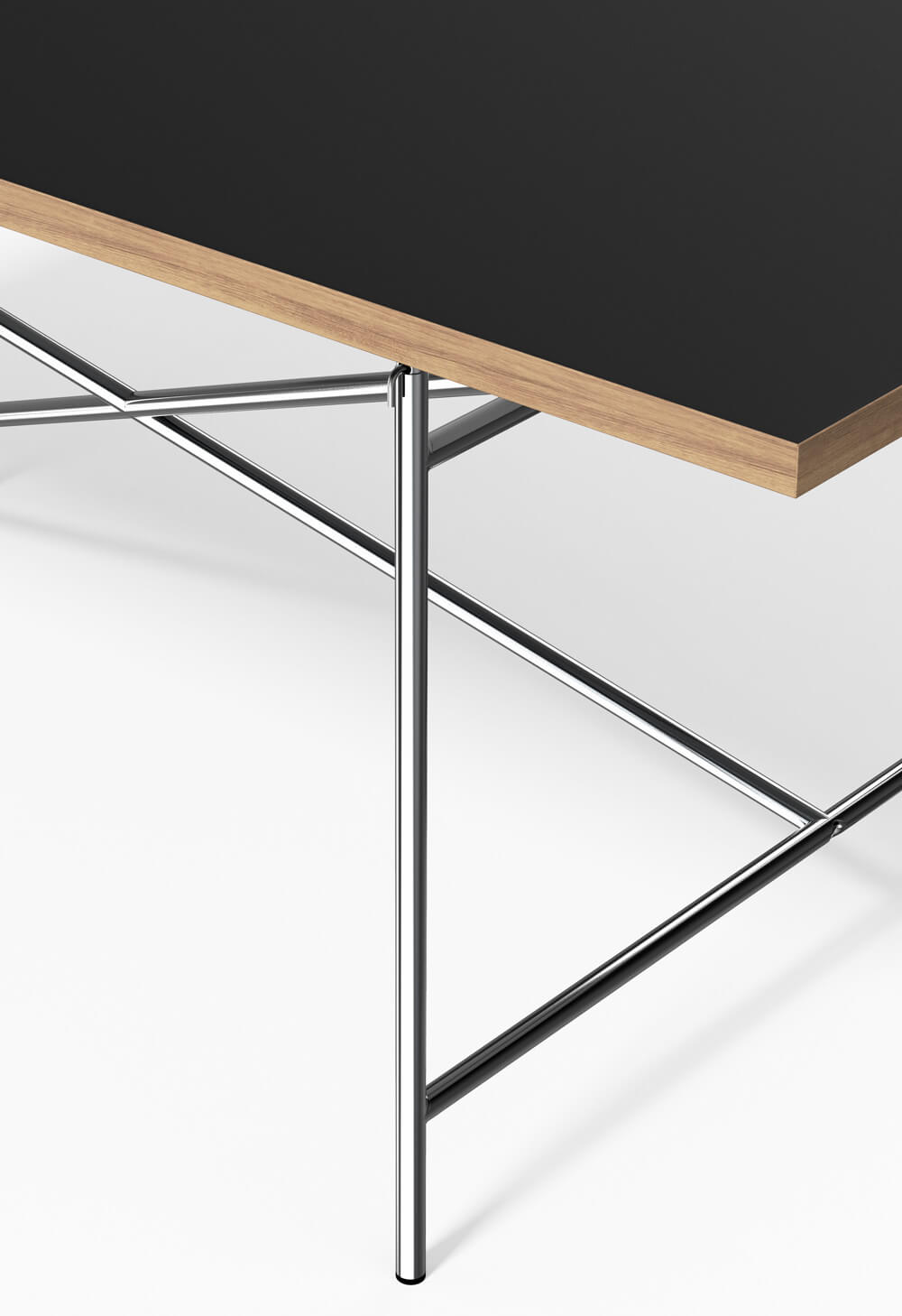 Richard Lampert Eiermann 1 Schwarz (RAL 9005) Eiche geräuchert, gebürstet weiss Roheffekt