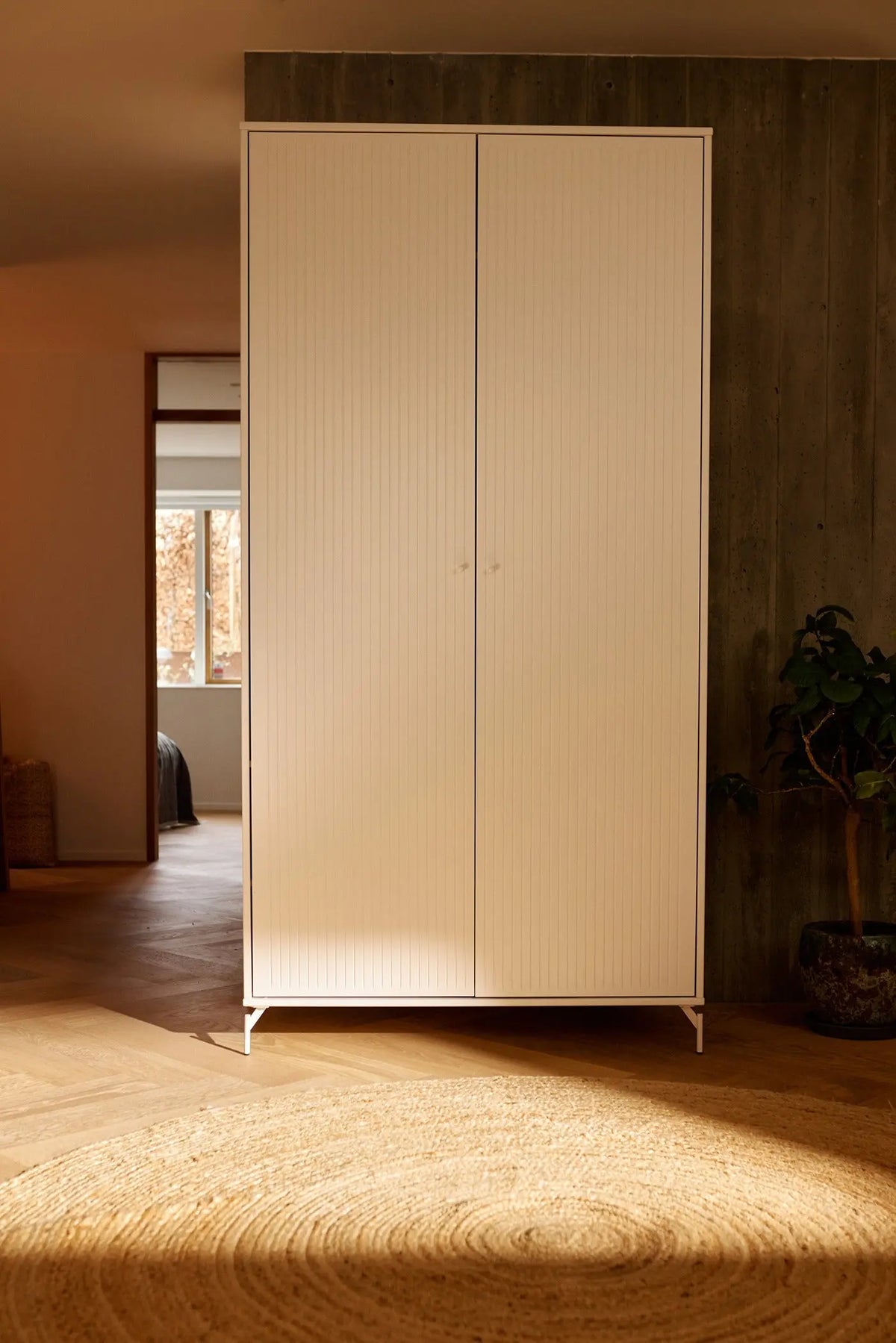 Flexa Saga Kleiderschrank, 2 Türen mit Rillen Weiss