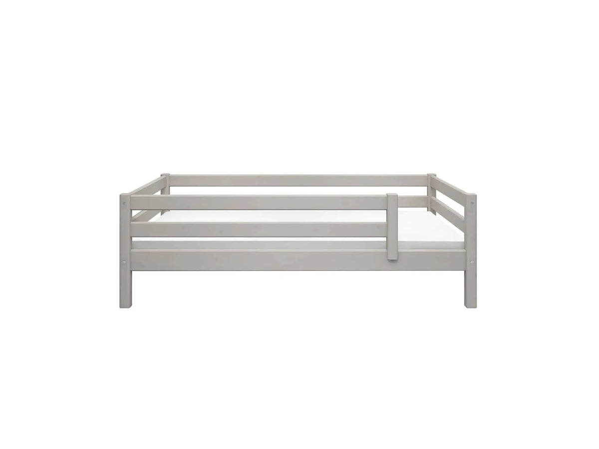 Flexa Classic Einzelbett mit Absturzsicherung 90 x 200 cm Grey washed